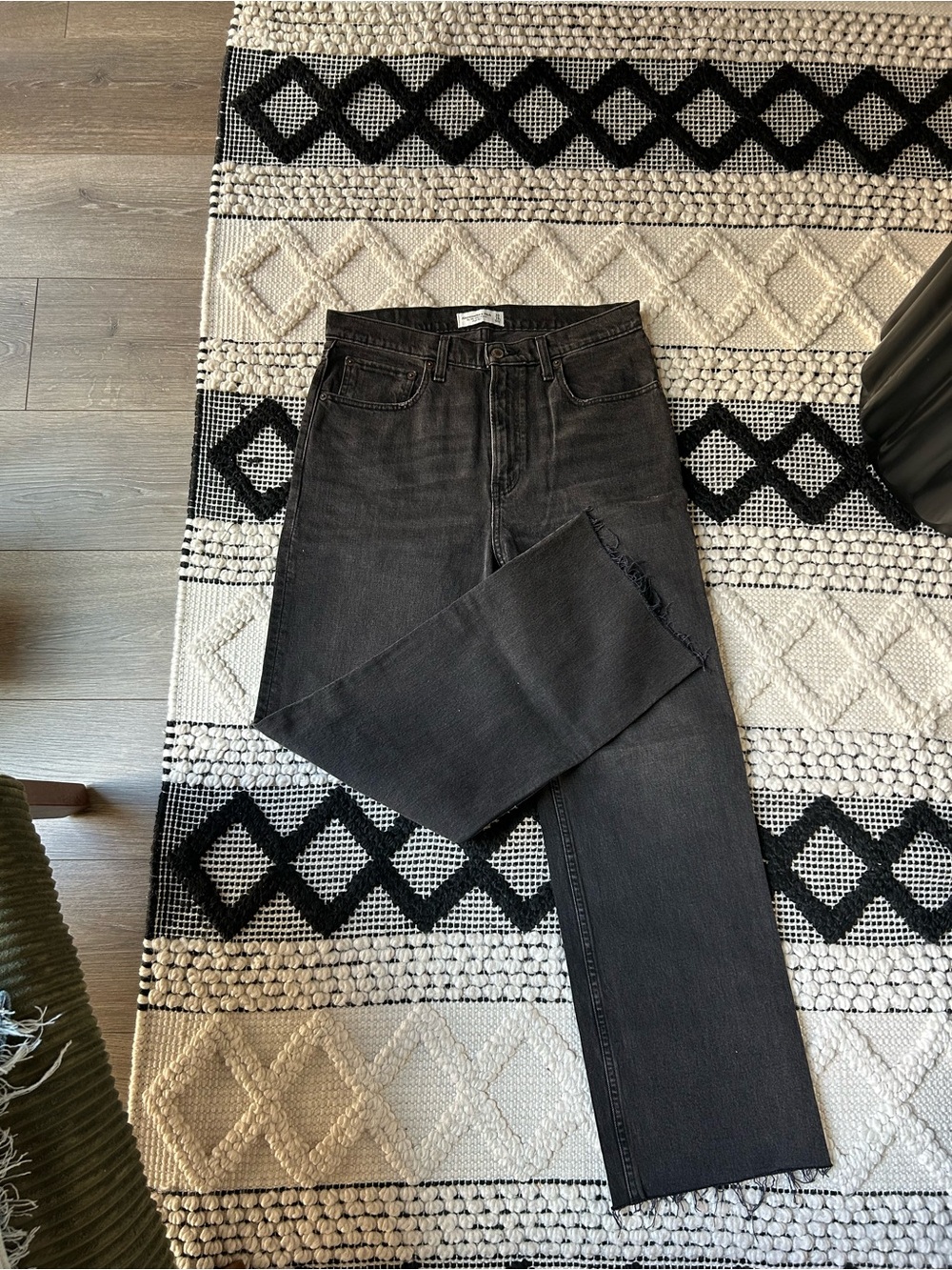 Abercrombie & Fitch 90s relaxed  Straight-Leg Jeans in Washed Black